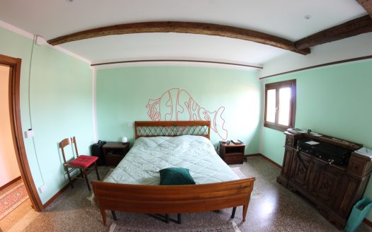 Ultimo piano in palazzo notificato